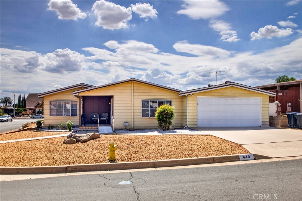 449 Crown Ridge
