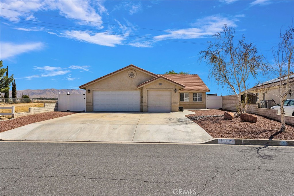 18601 Mountain Meadows