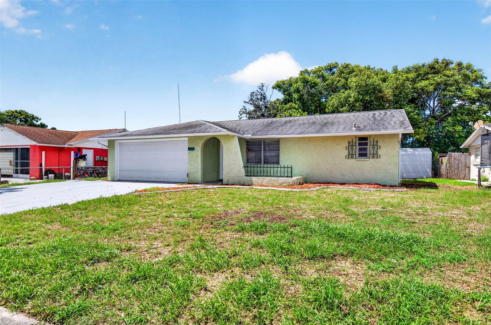 8905 TROPICAL PALM WAY