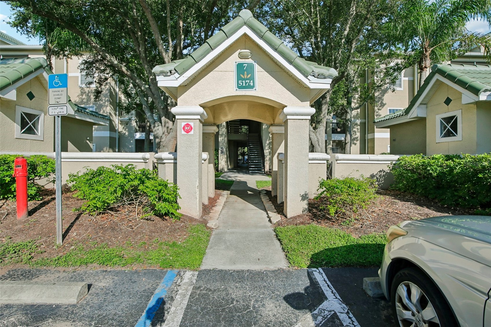 5174 NORTHRIDGE ROAD 104