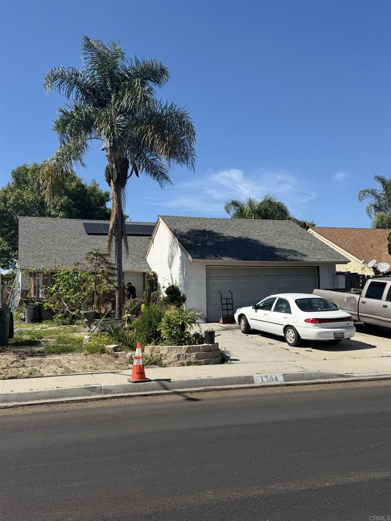 1364 Bobolink Dr.