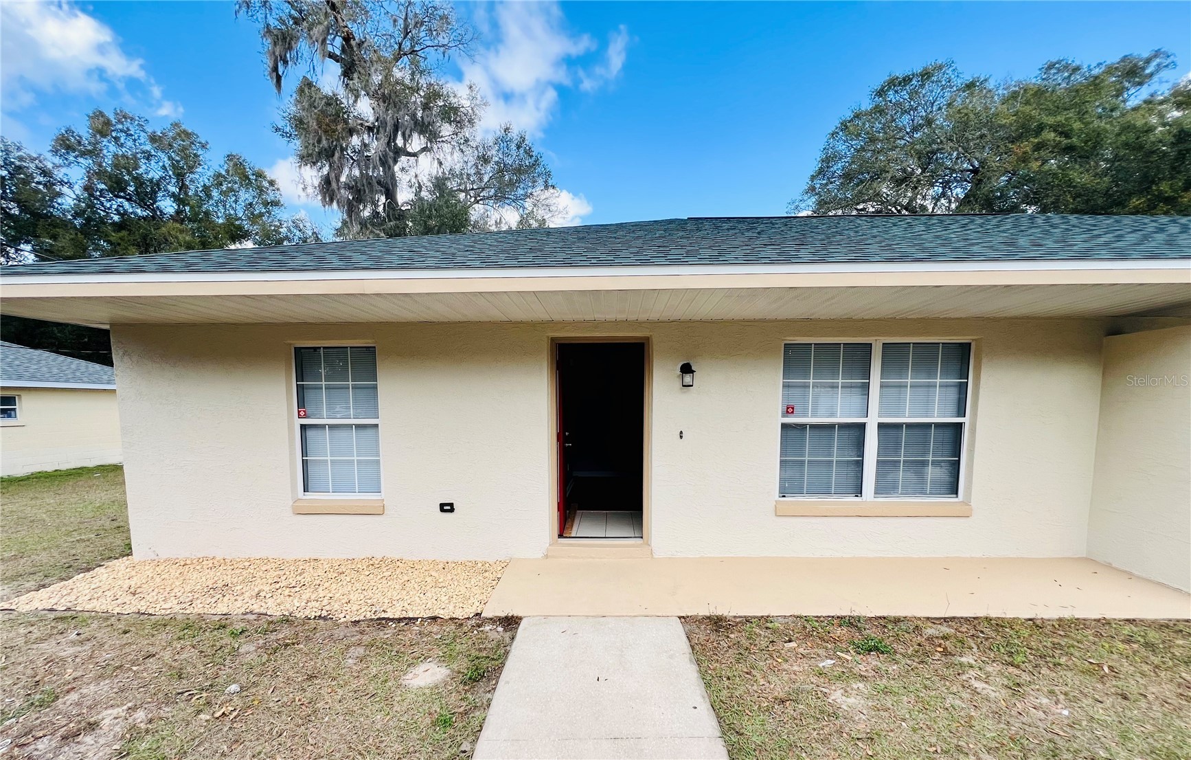 4565 SW 38TH PLACE