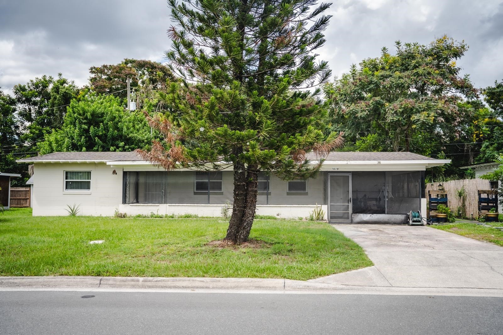1619 BREN LEE COURT