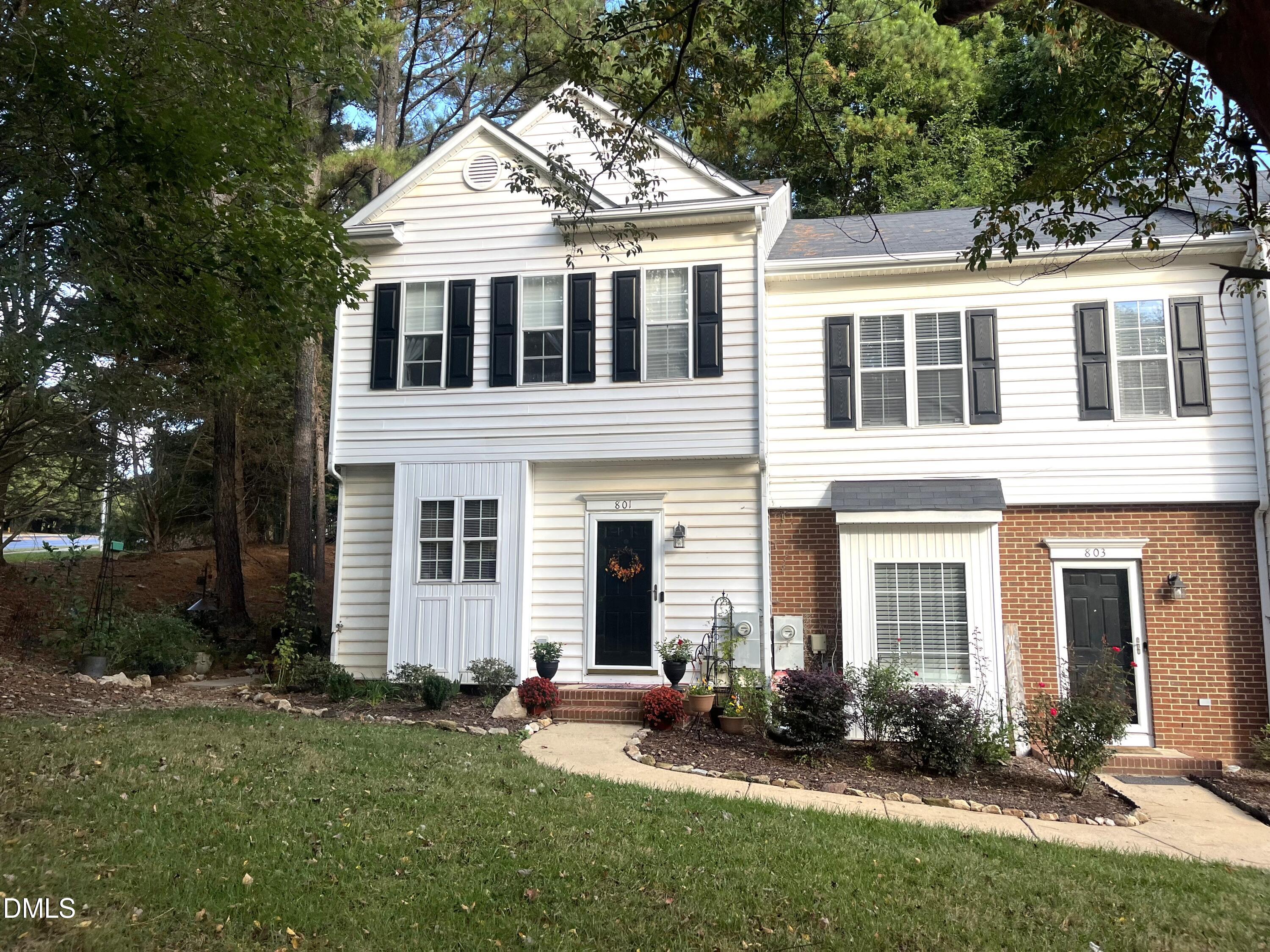 801 Genford Court, Raleigh, NC 27609