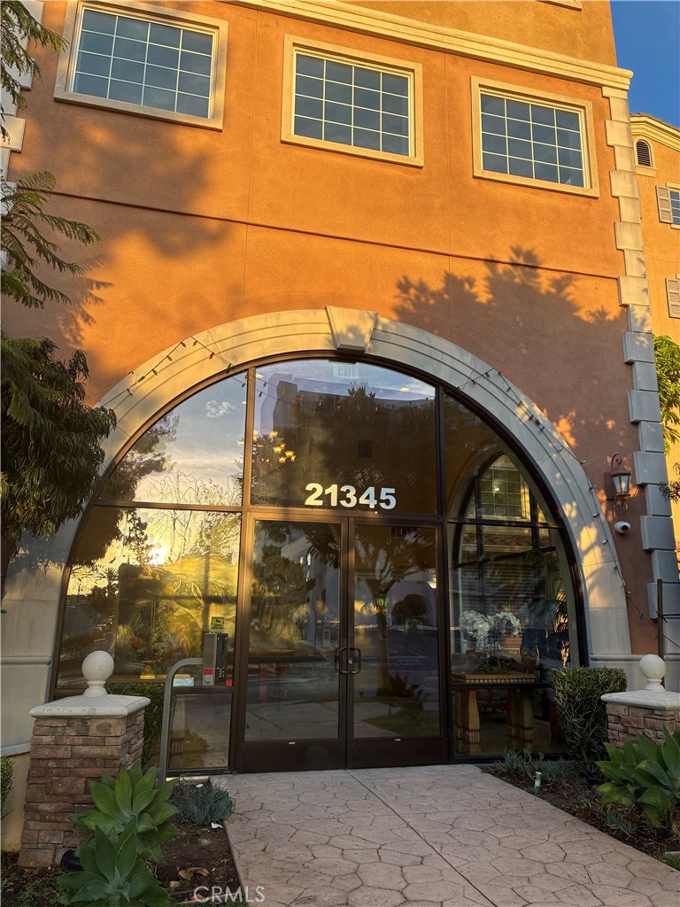 21345 Hawthorne Boulevard 415
