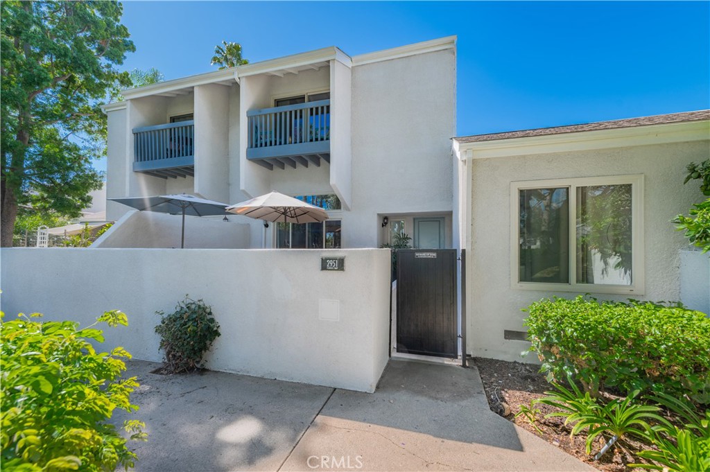 2951 Pembroke Court