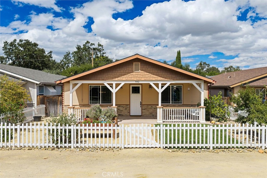 482 Cayucos Avenue