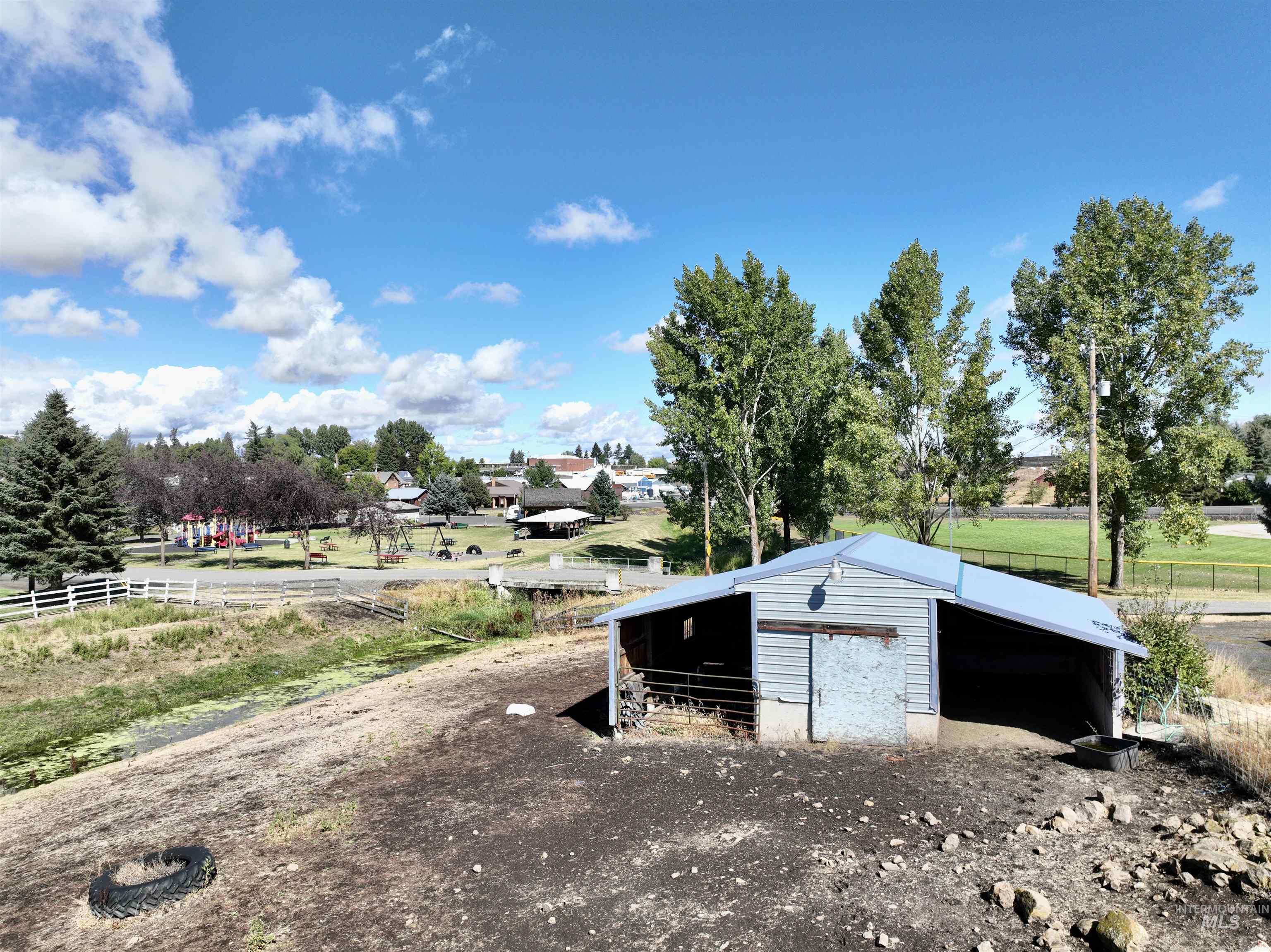 311 5th Ave, Nezperce ID 83543