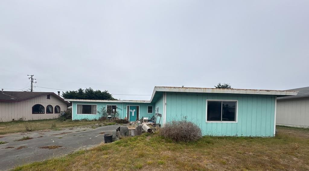 1900 wavecrest ave, Mckinleyville, CA 95519
