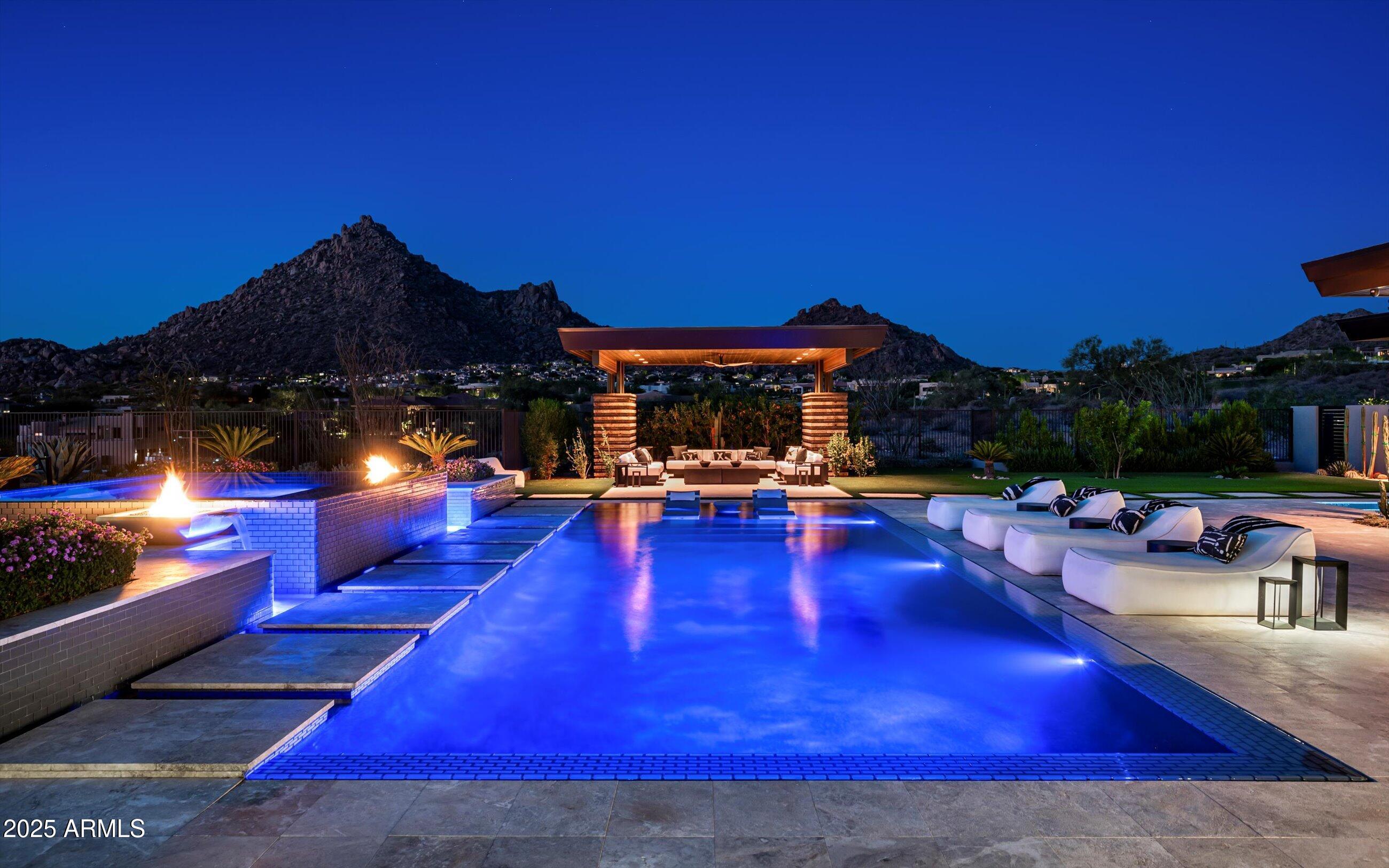10784 E PINNACLE PEAK Road, Scottsdale, AZ 85255