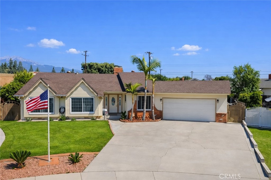 1554 N Helen Court