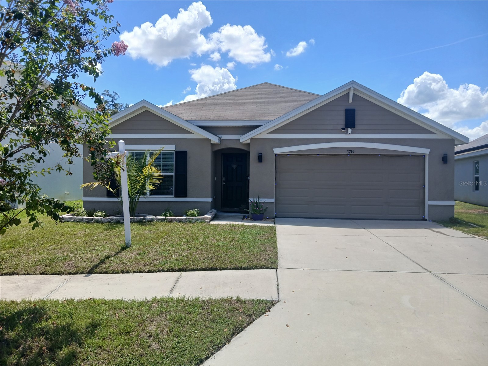 3719 CAPRI COAST DRIVE