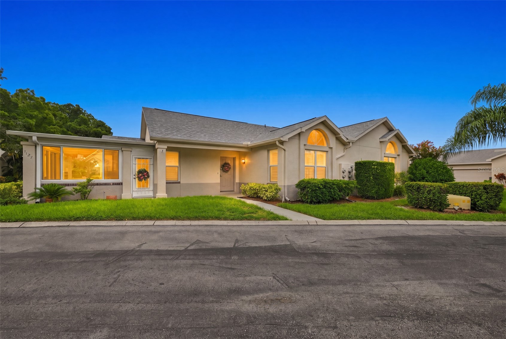 1124 GOLFVIEW WOODS DRIVE na