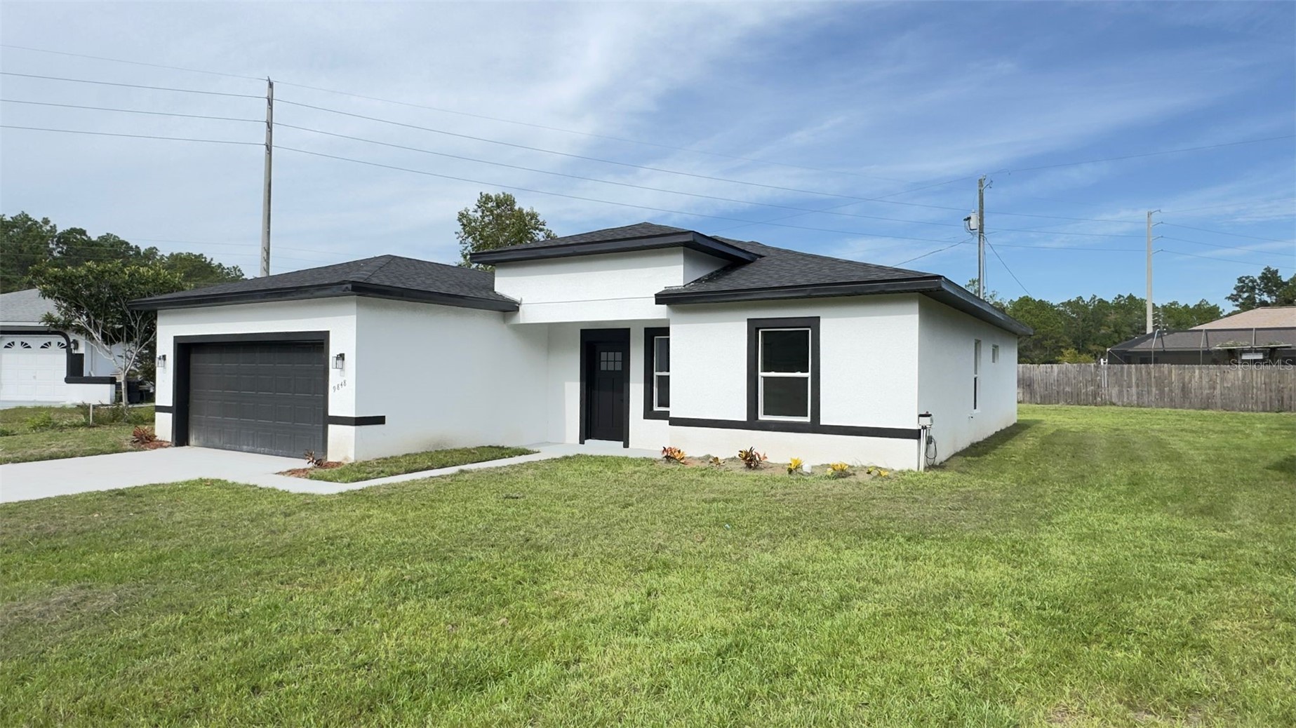 9848 N CORTLANDT DRIVE