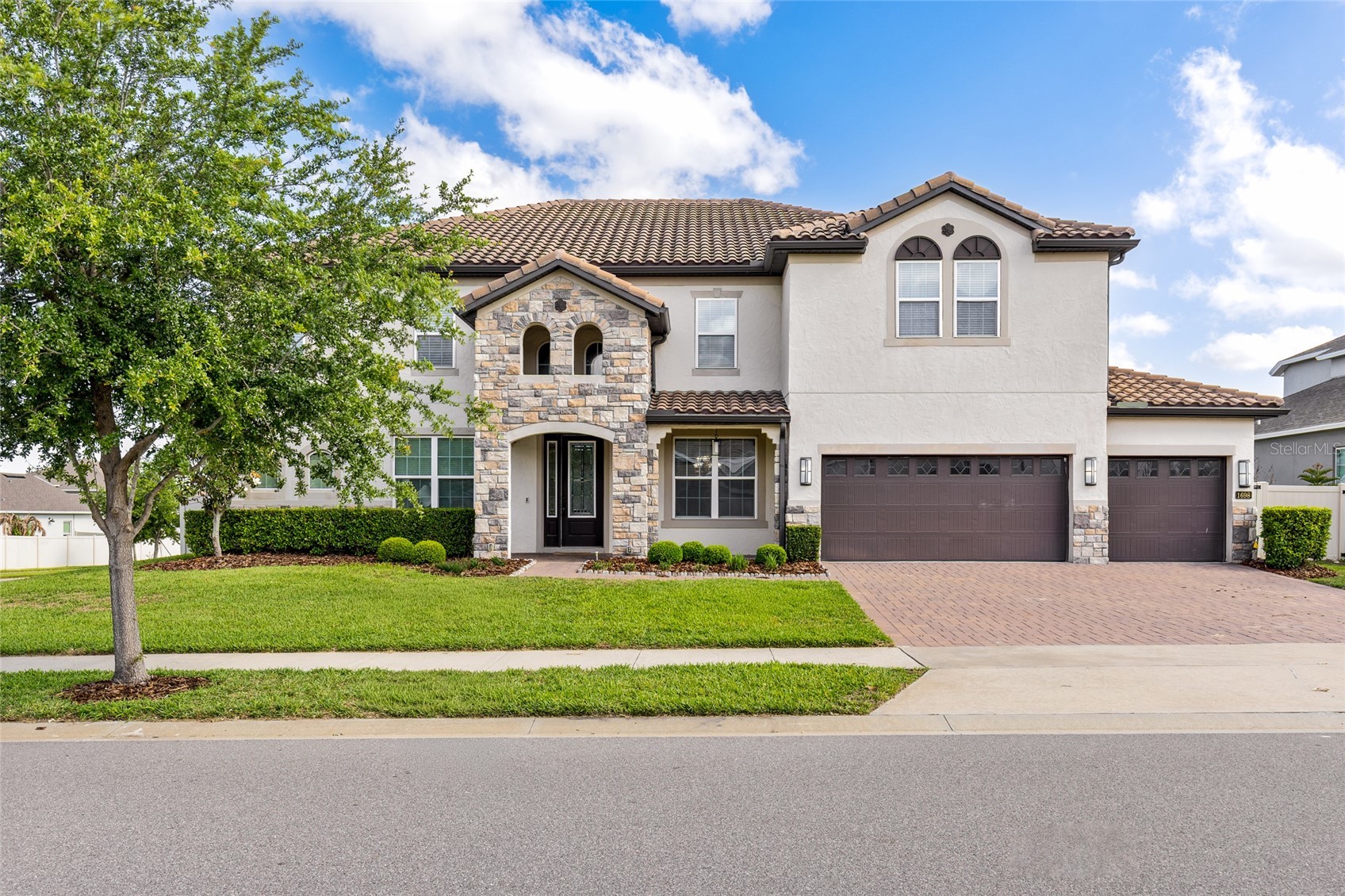 1698 JUNIPER HAMMOCK STREET
