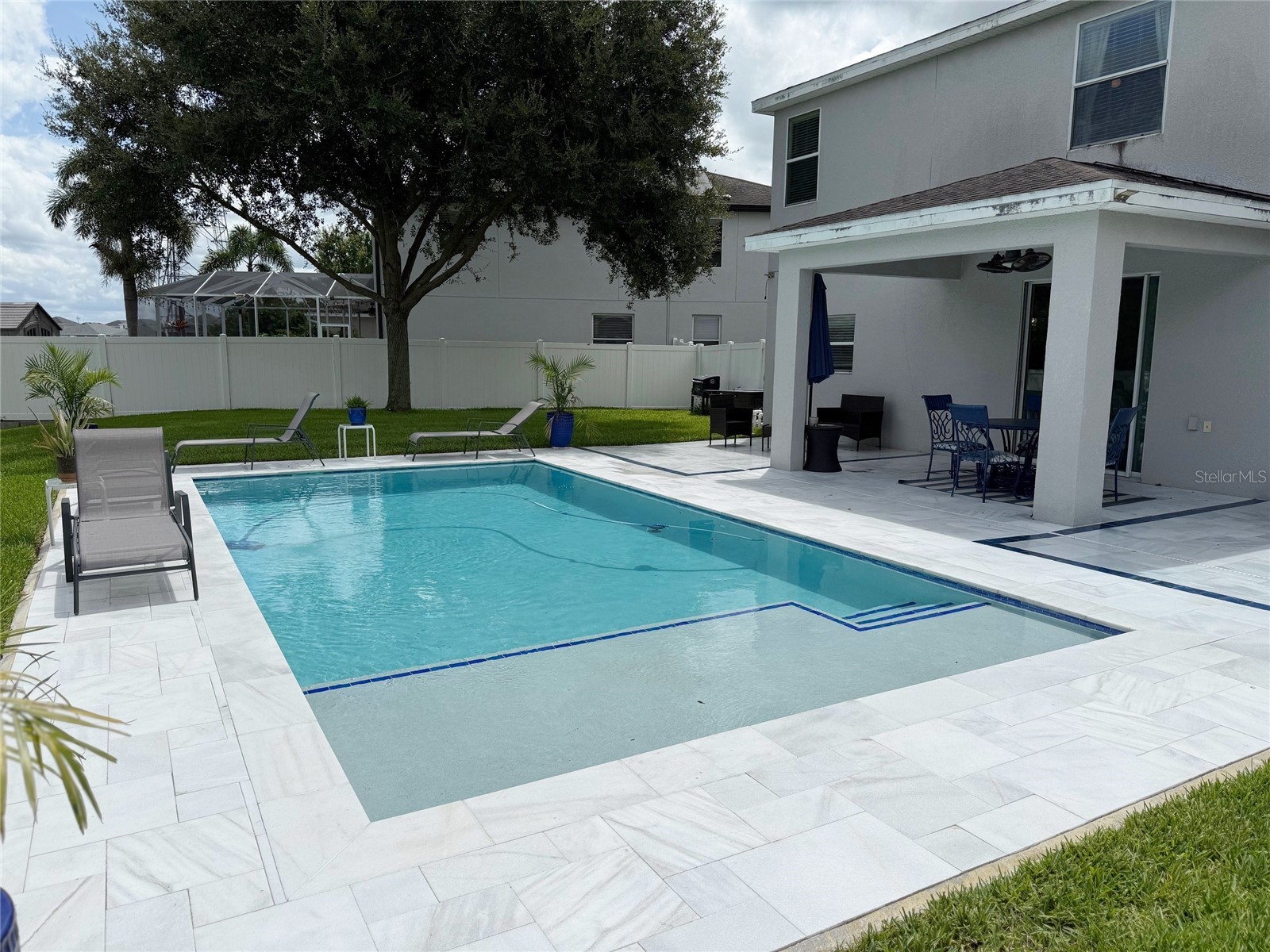12236 FAIRLAWN DRIVE