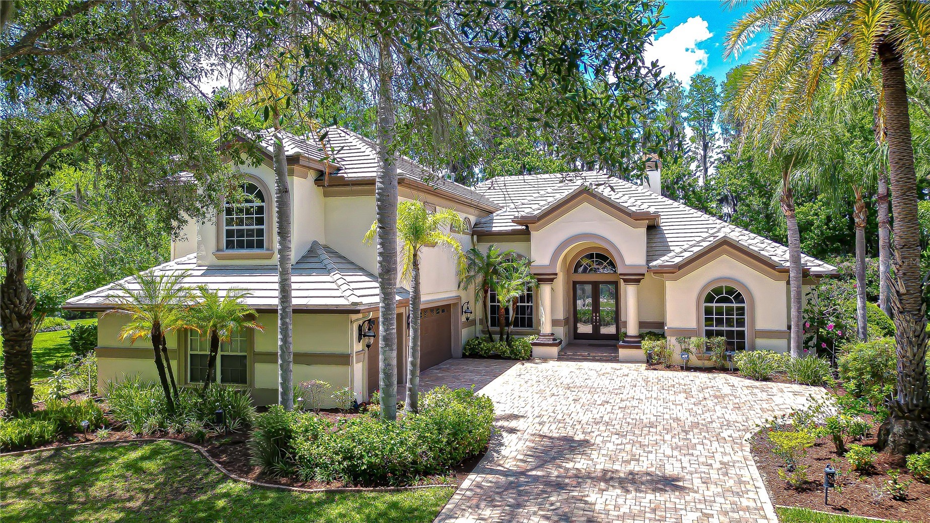 20915 LAKE VIENNA DRIVE