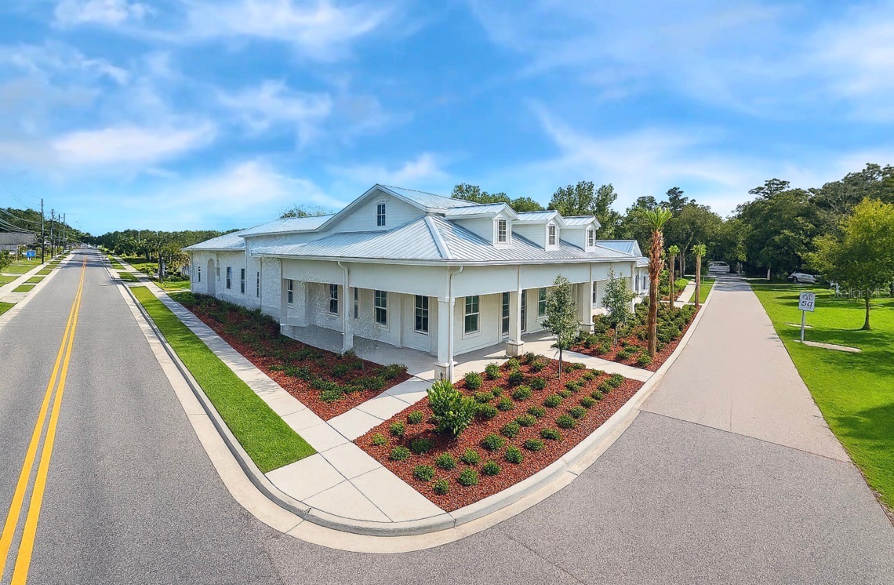 981 VINELAND ROAD