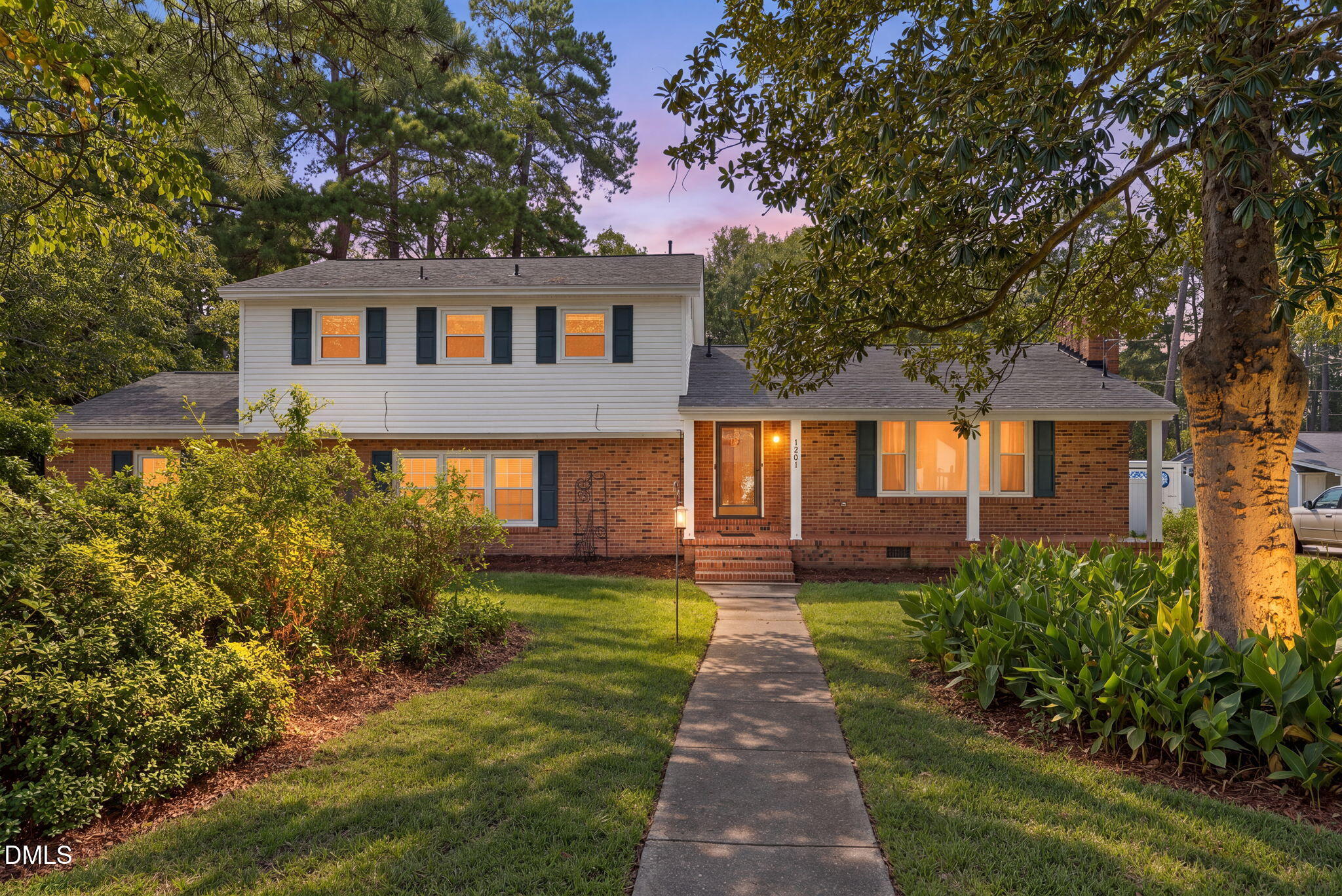 1201 S Crescent Drive, Smithfield, NC 27577