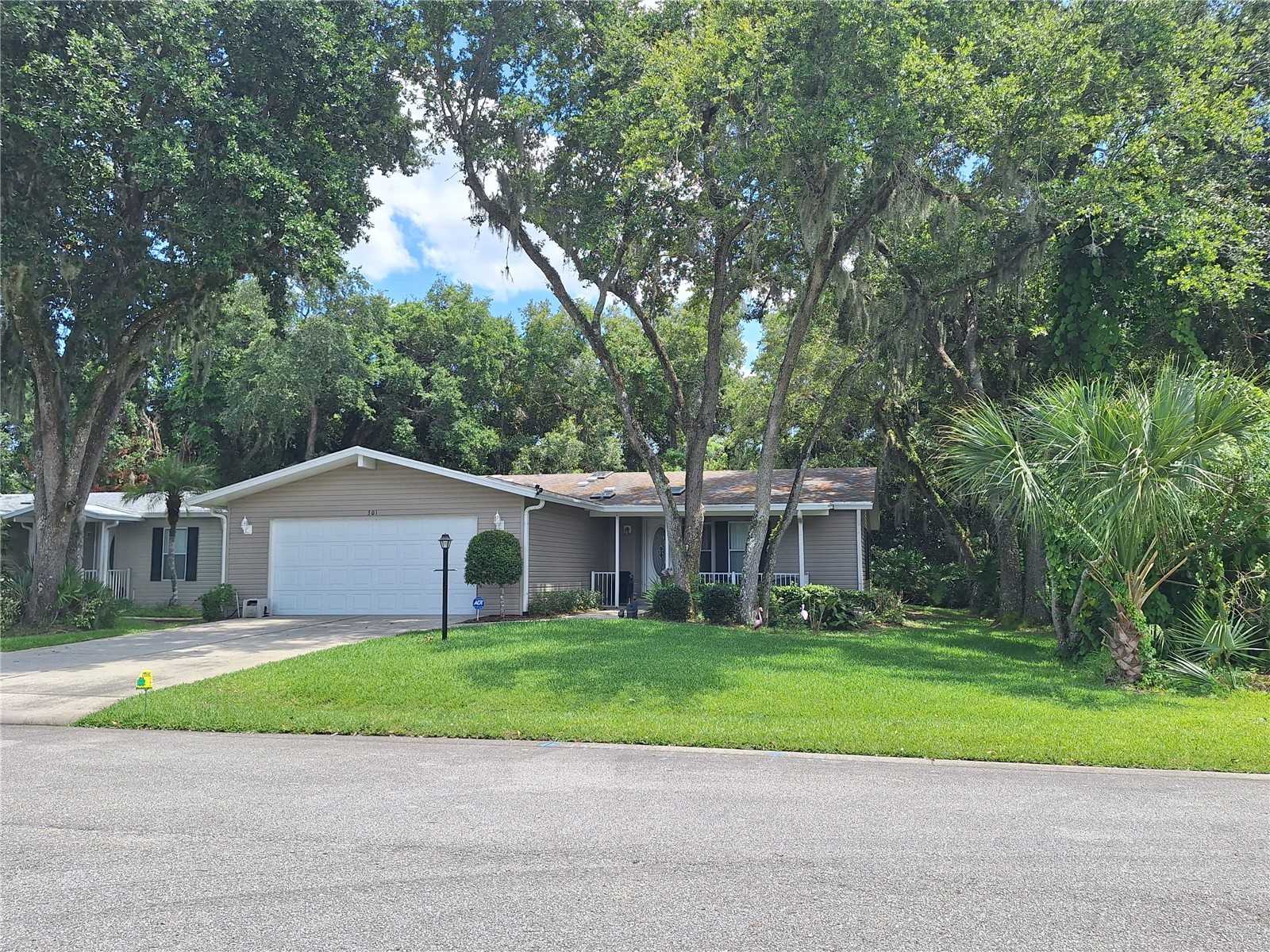 301 WATERLANDING DRIVE