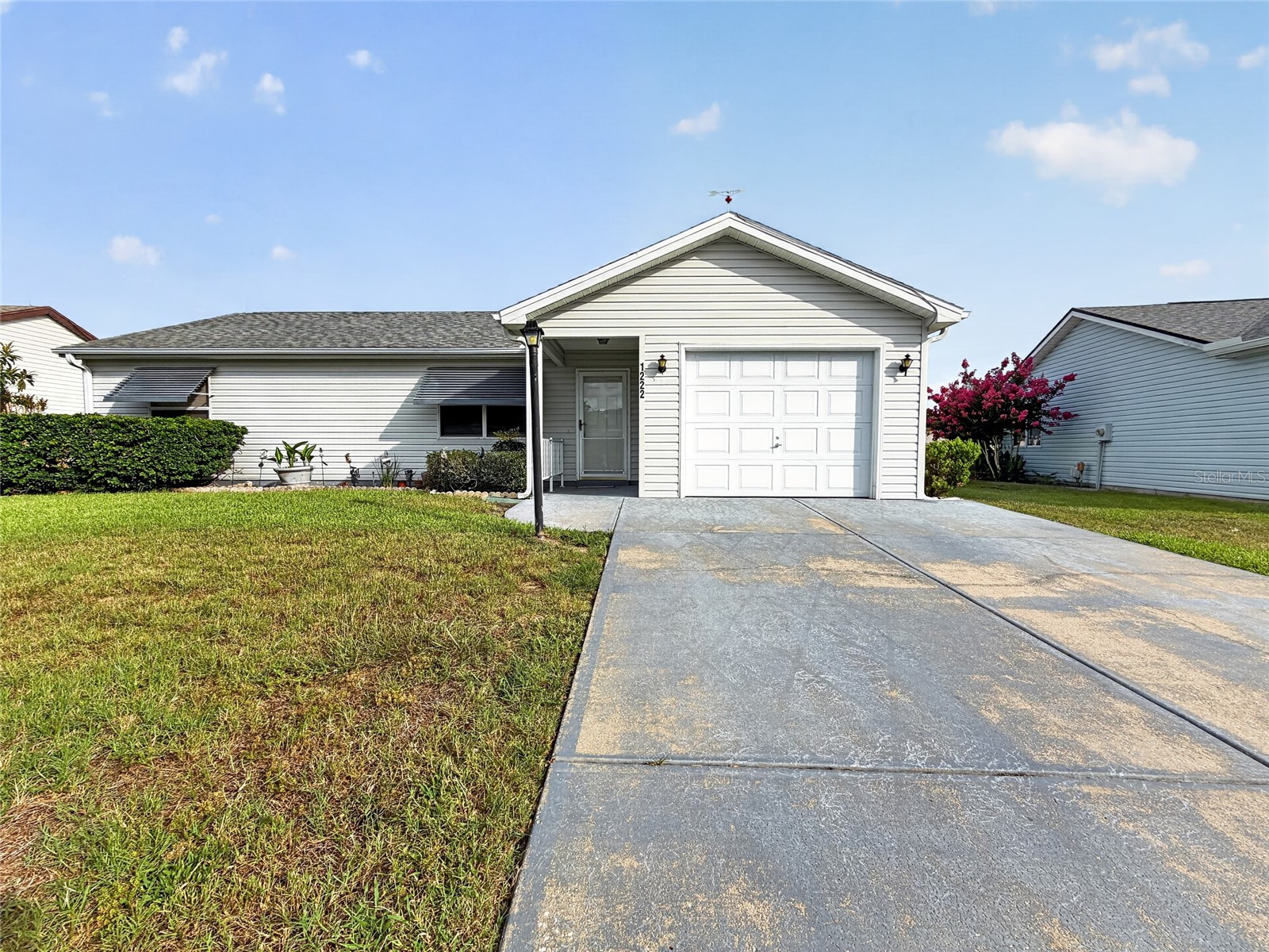 1222 SANTOS PLACE