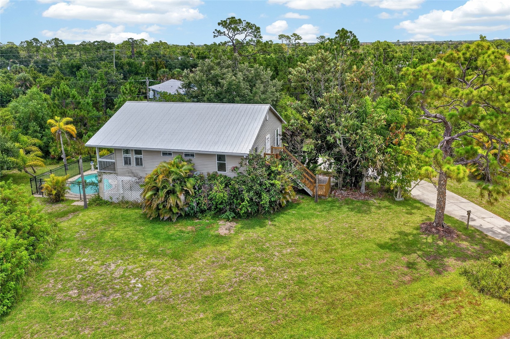 5220 ANDERSON ROAD