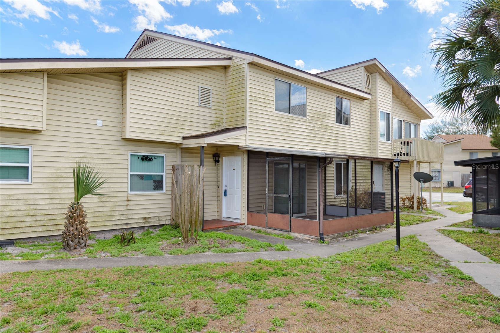 1023 SPRING MEADOW DRIVE 1023