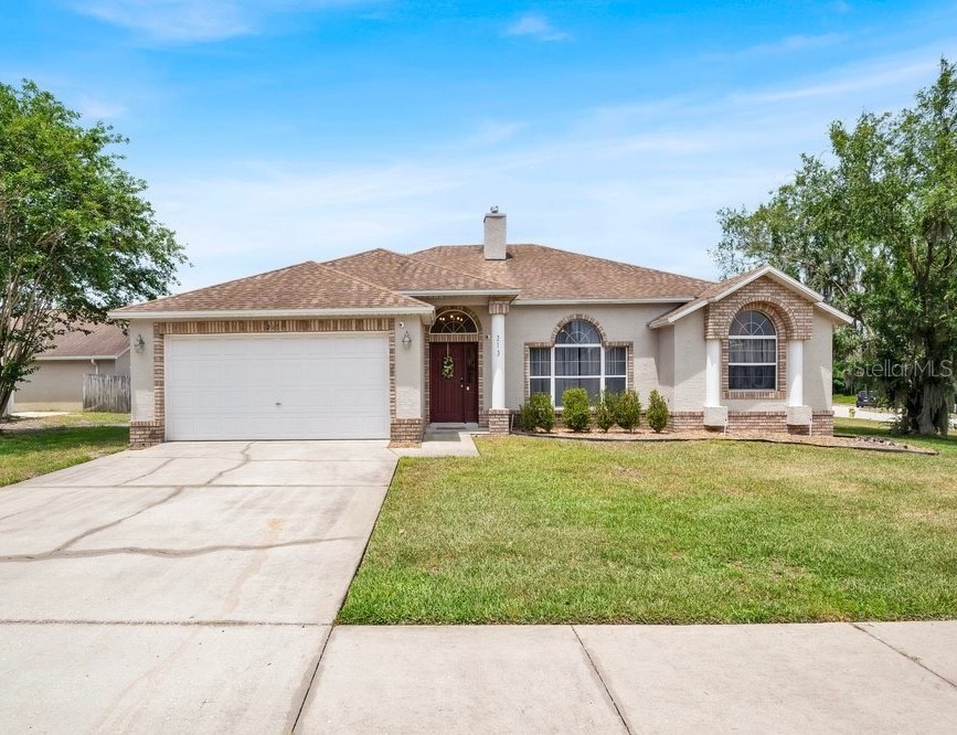 213 BRUSHCREEK DRIVE