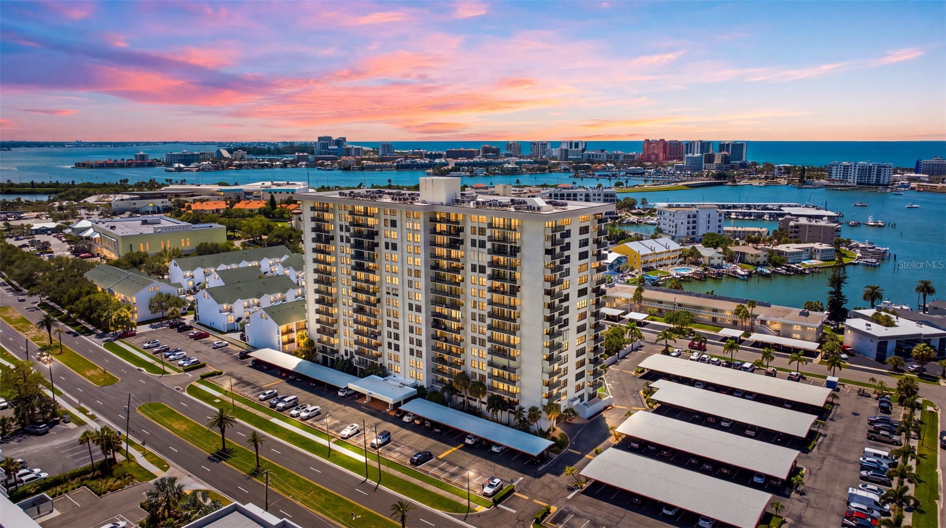 400 ISLAND WAY 805