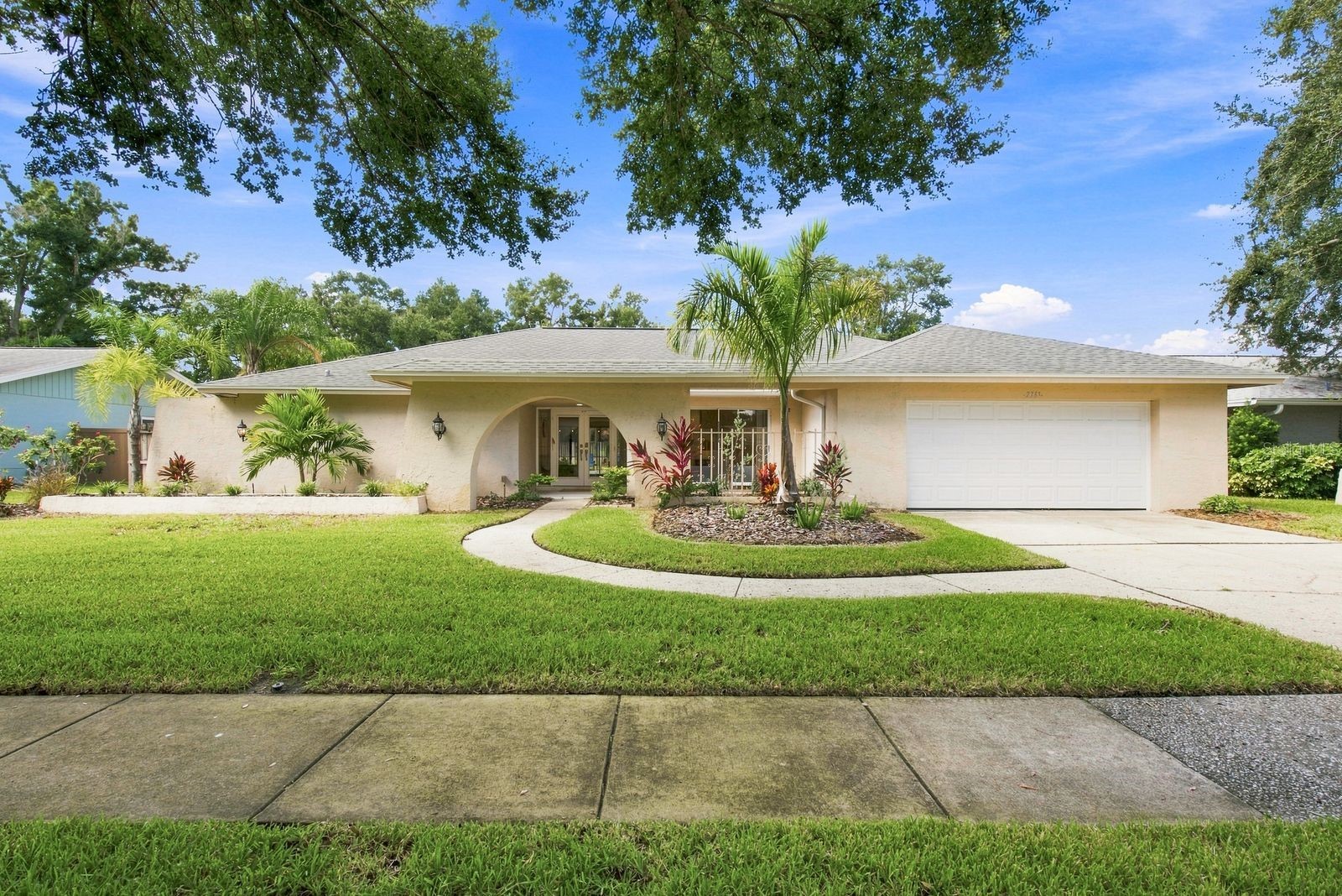 2761 N WESTCHESTER DRIVE N