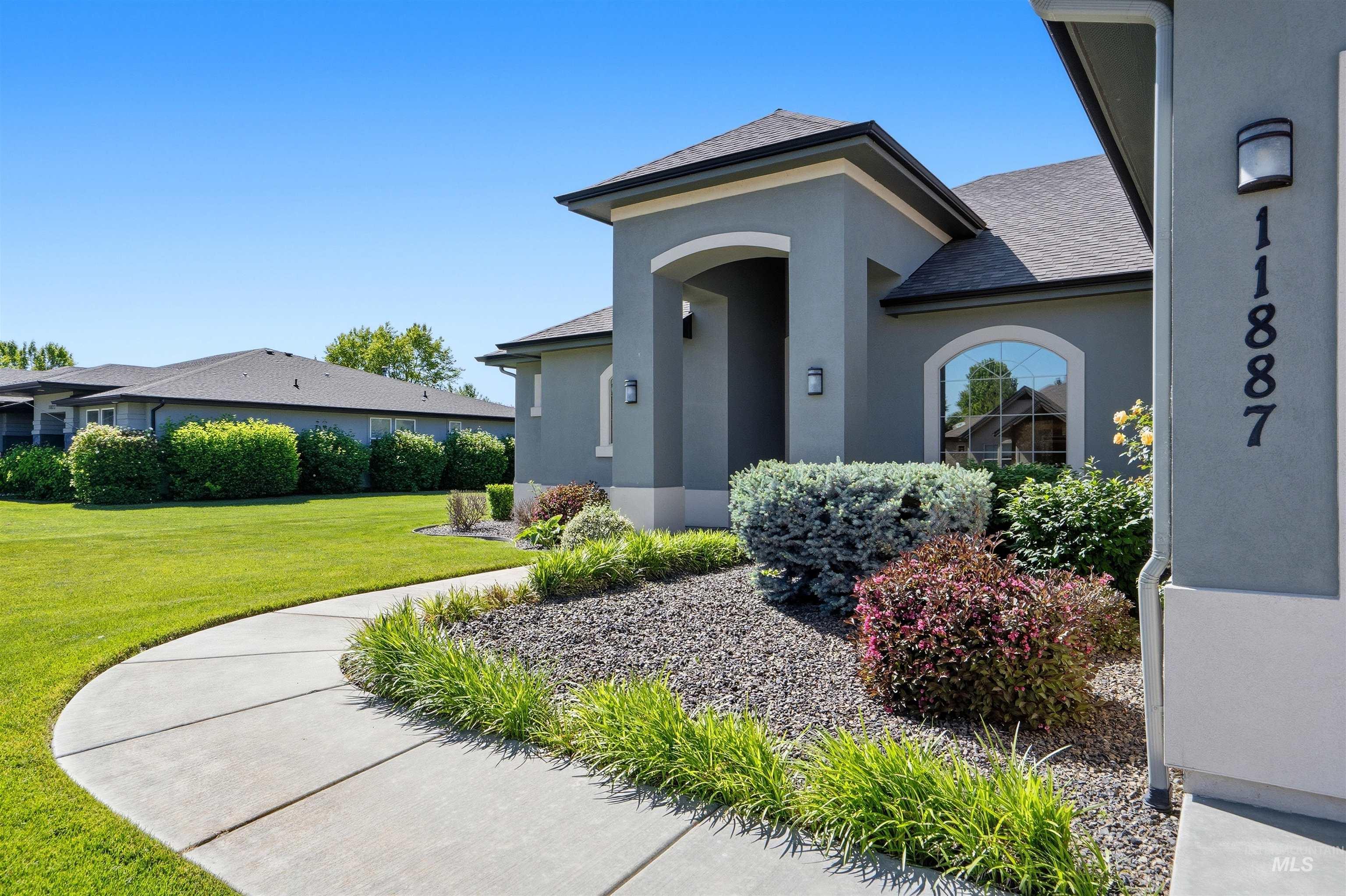 11887 W Pinewood River Lane, Star ID 83669