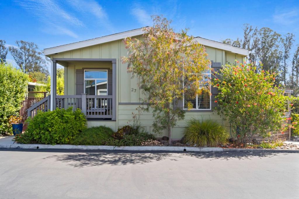 27 Pepperwood Way 27