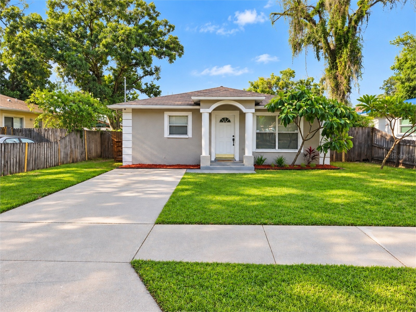 3304 E MOHAWK AVENUE