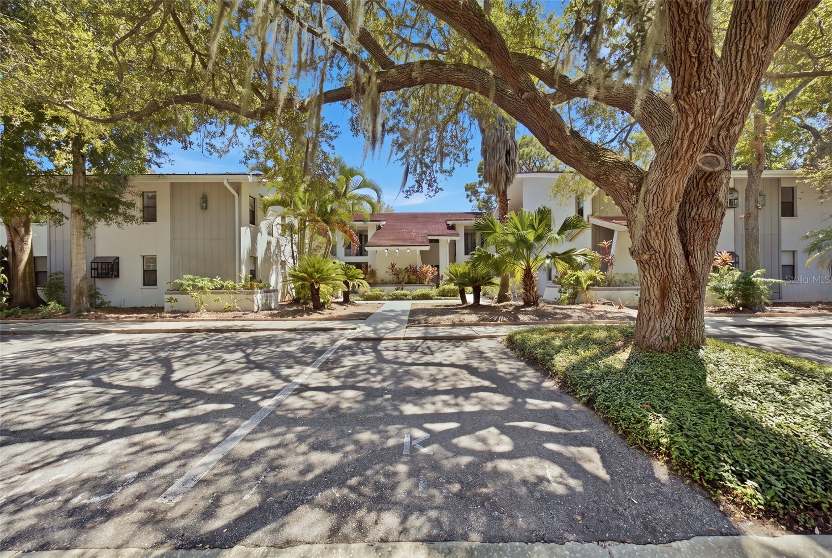 300 S FLORIDA AVENUE 100K