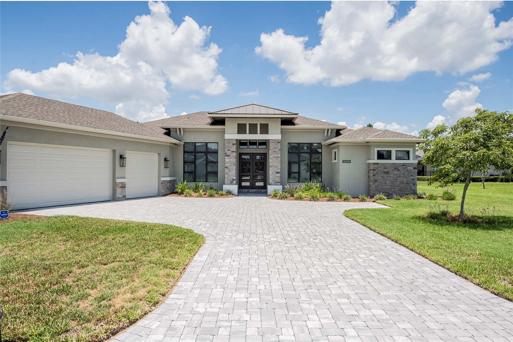 6545 EMERALD WOODS LANE