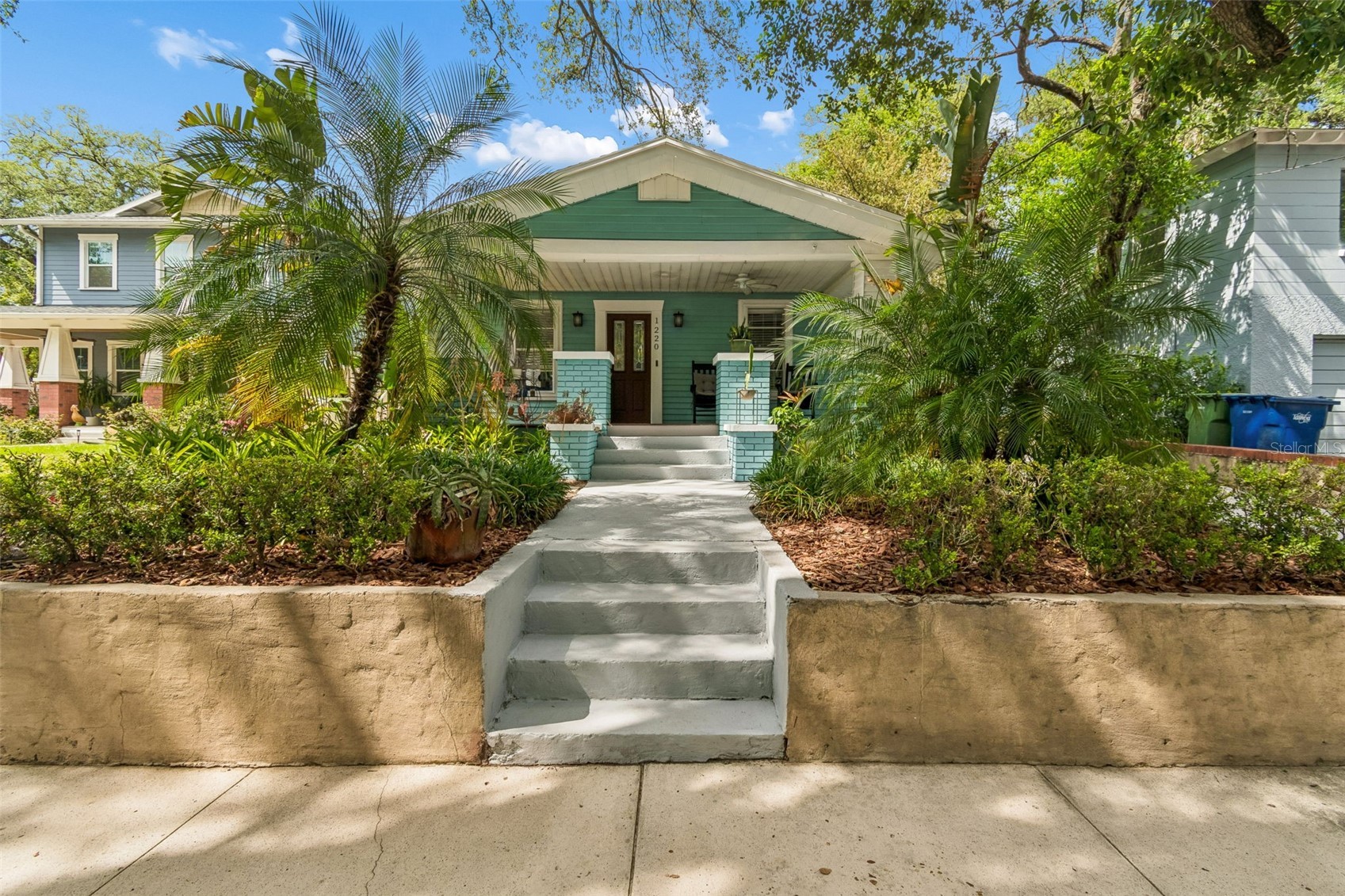 1220 E EMMA STREET