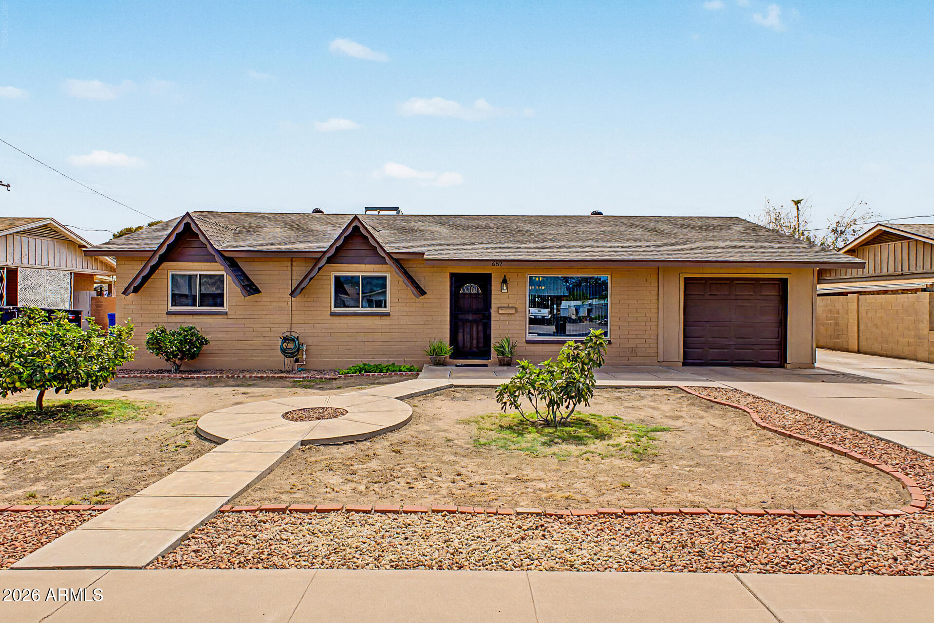 657 W LINDA Lane, Chandler, AZ 85225