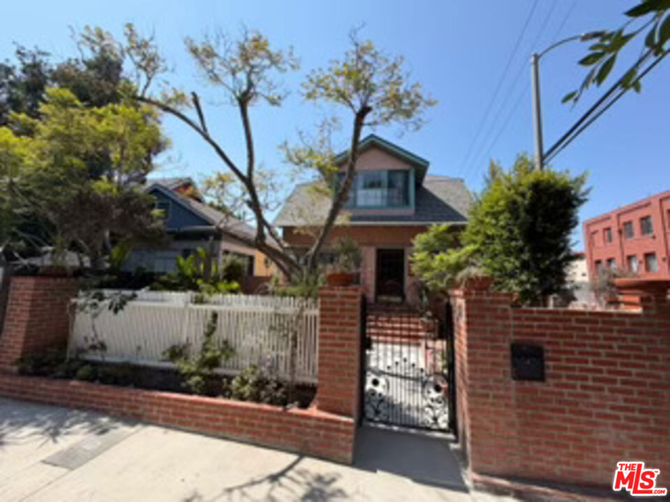 59 Dudley Avenue