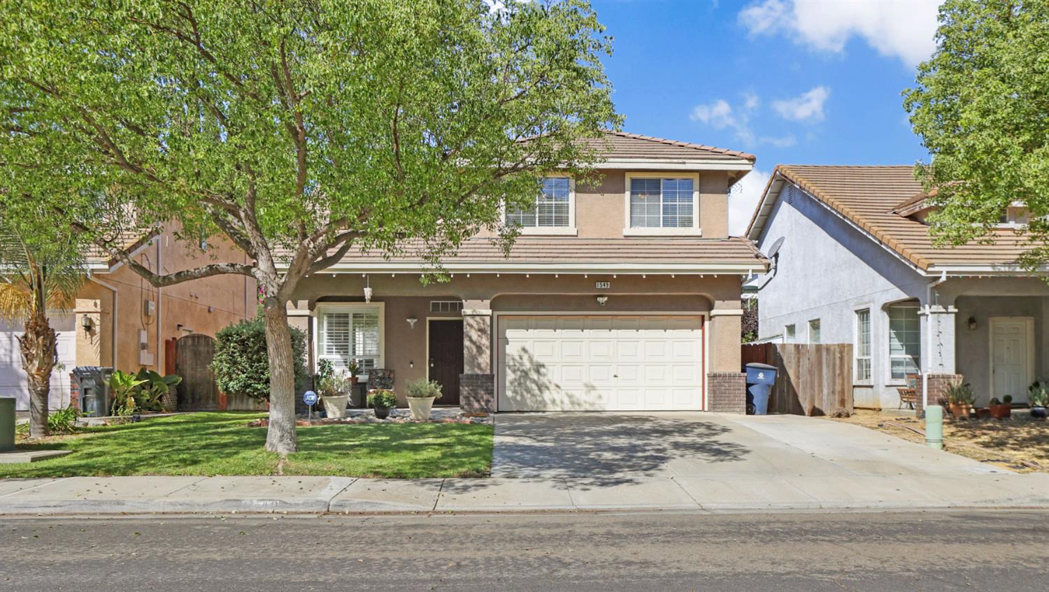 1549 Woodland Ct, Tracy, CA 95376-5282