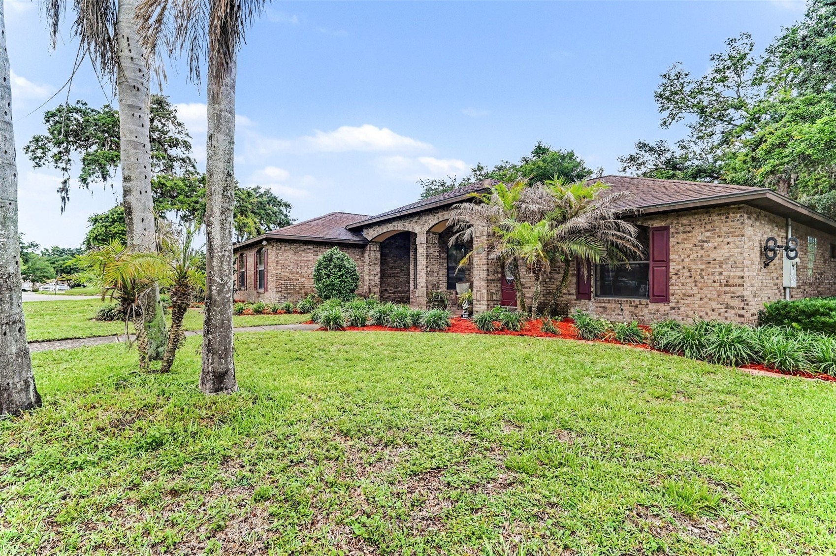 6040 SPRUCE POINT CIRCLE