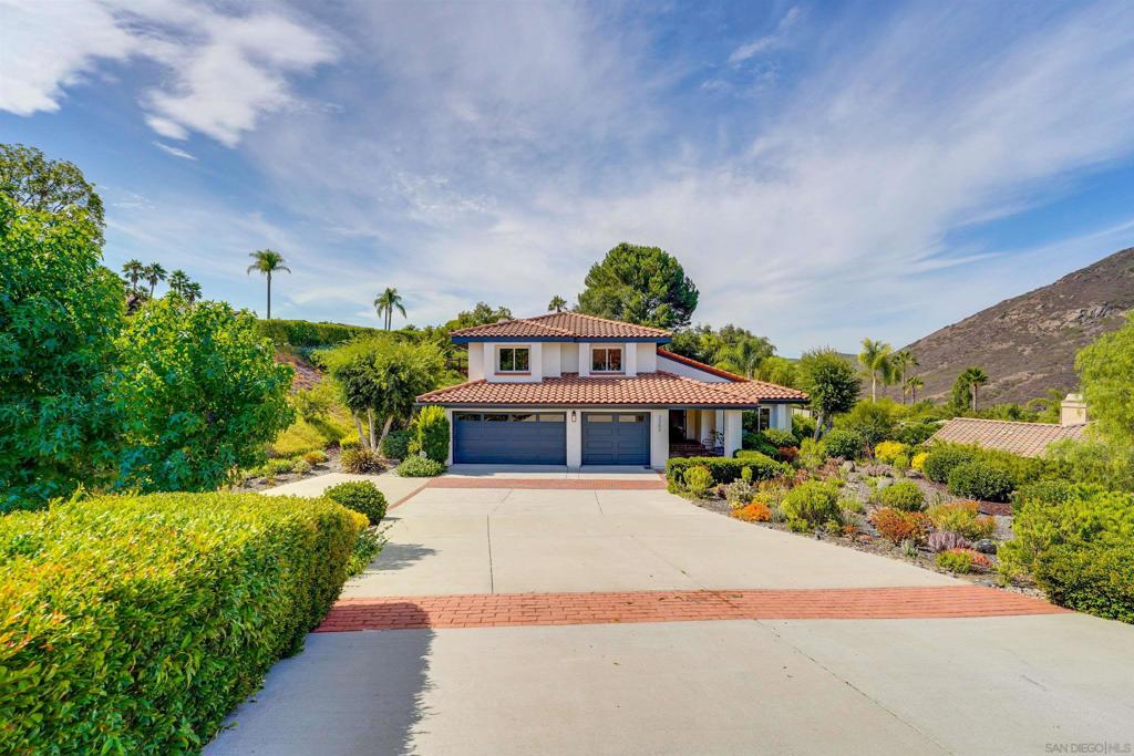 3302 Vista Rocosa