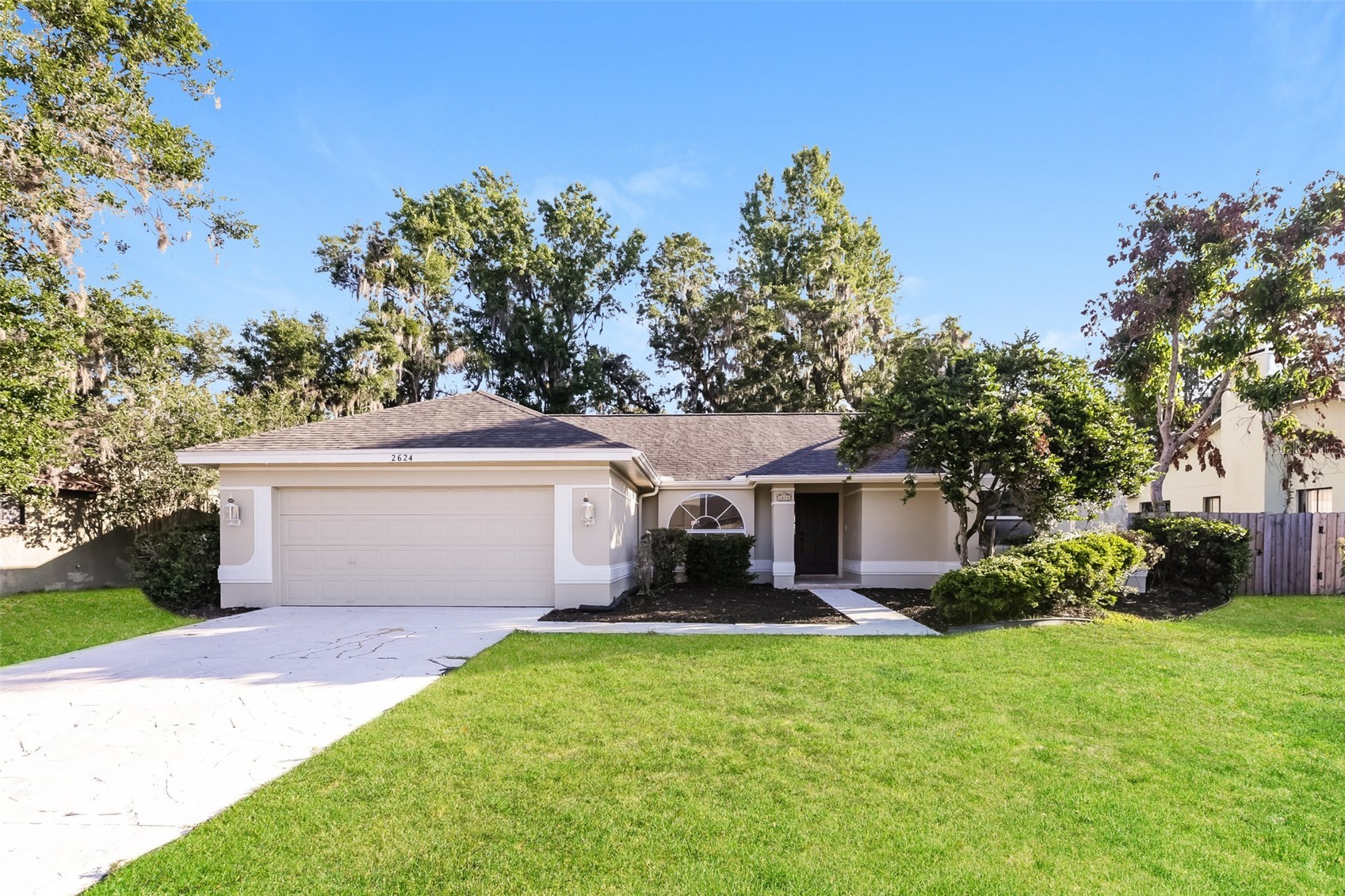 2624 BRIDLE DRIVE