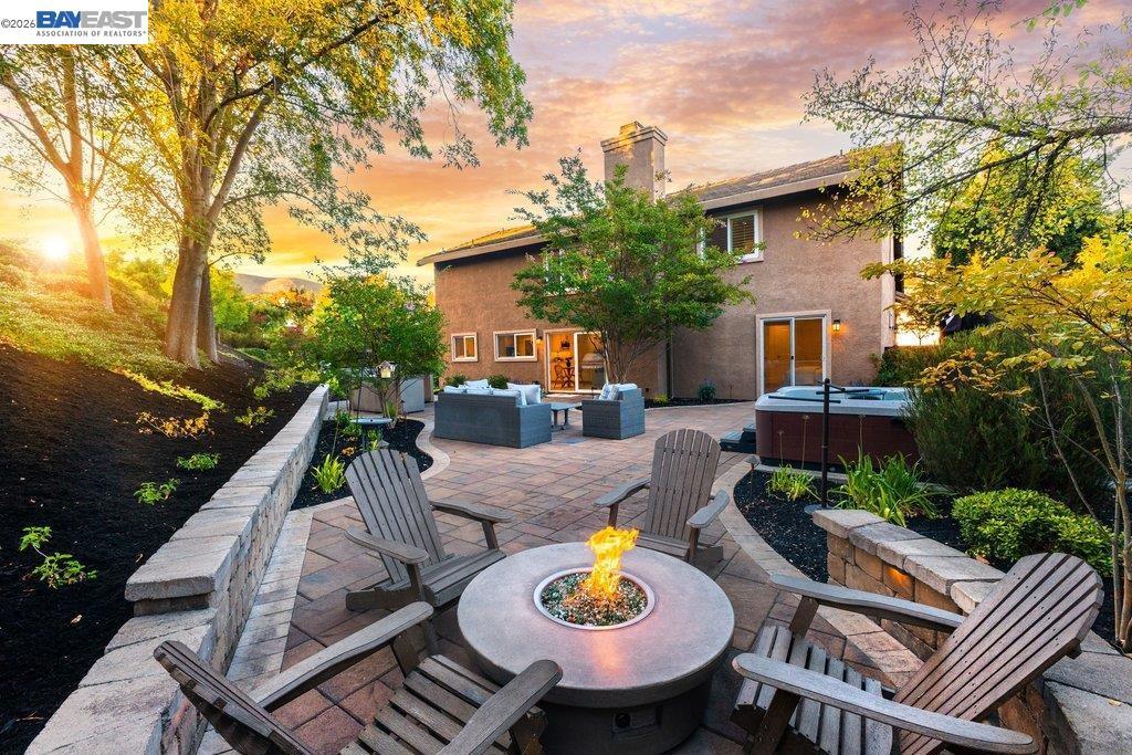 1208 Cheshire Cir