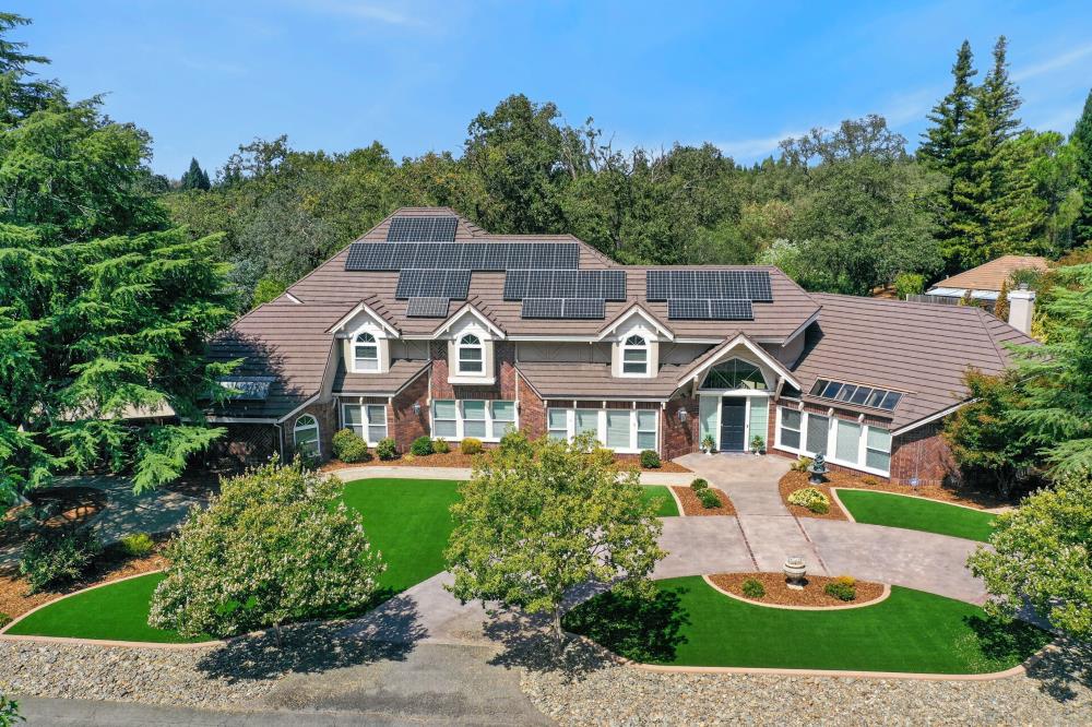 8721 Petite Creek Dr, Orangevale, CA 95662-2149