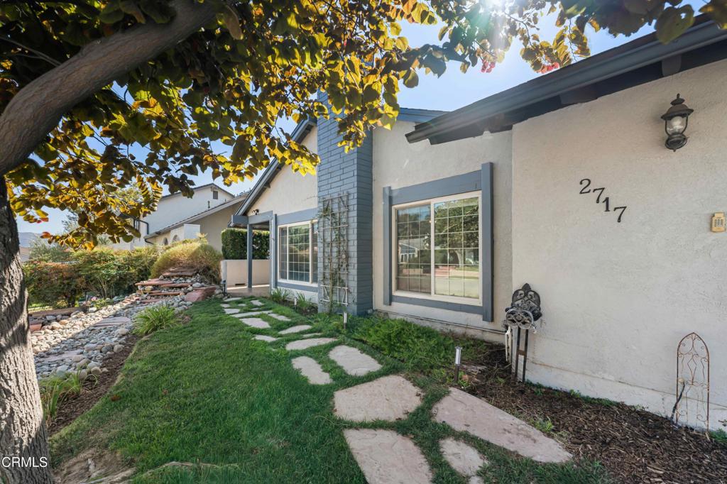 2717 Carlmont Place