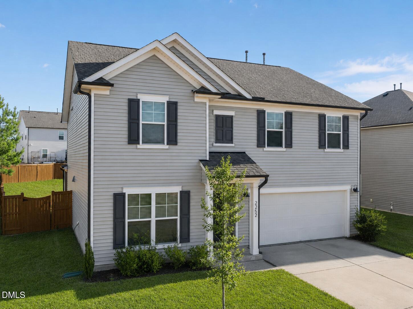 2252 Fairway Green Drive, Fuquay Varina, NC 27526