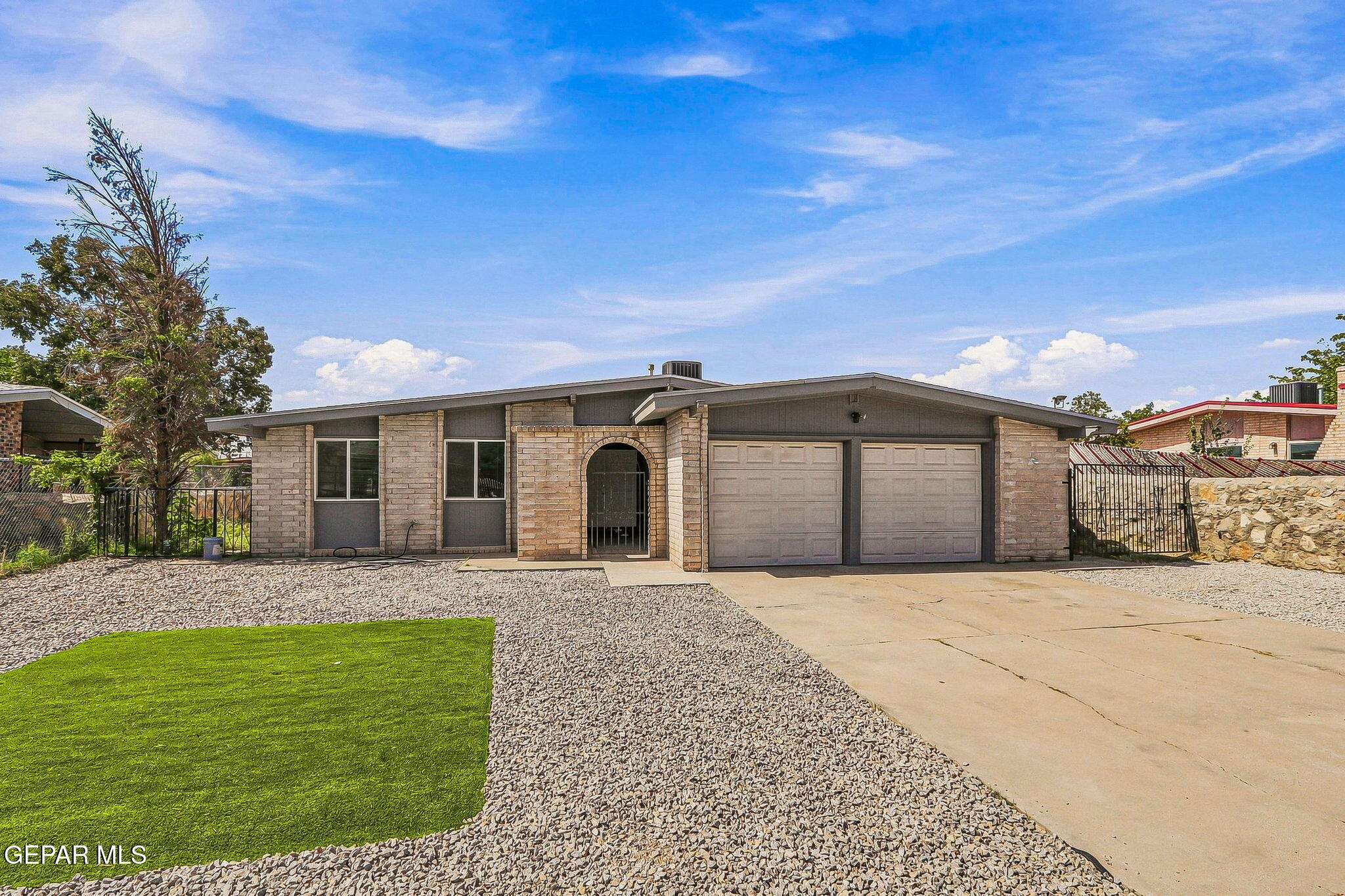 904 LA BARCA Drive, El Paso, TX 79907
