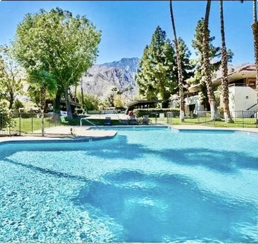 2857 N Los Felices Road 107