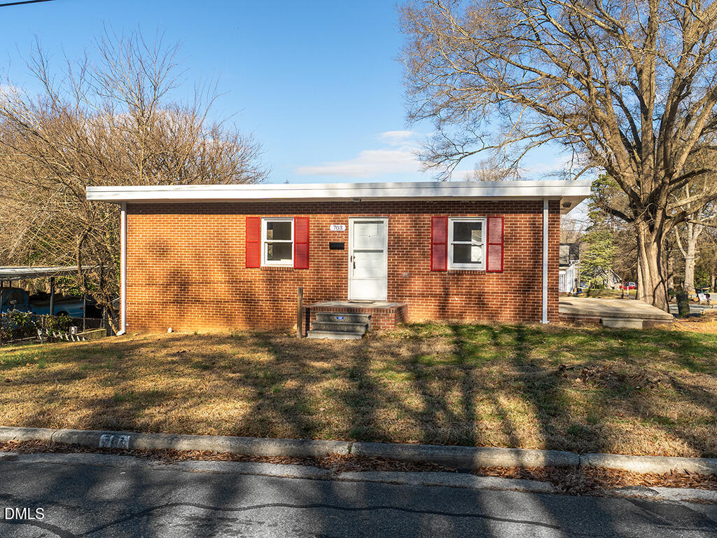 703 Wicker Street, Burlington, NC 27217