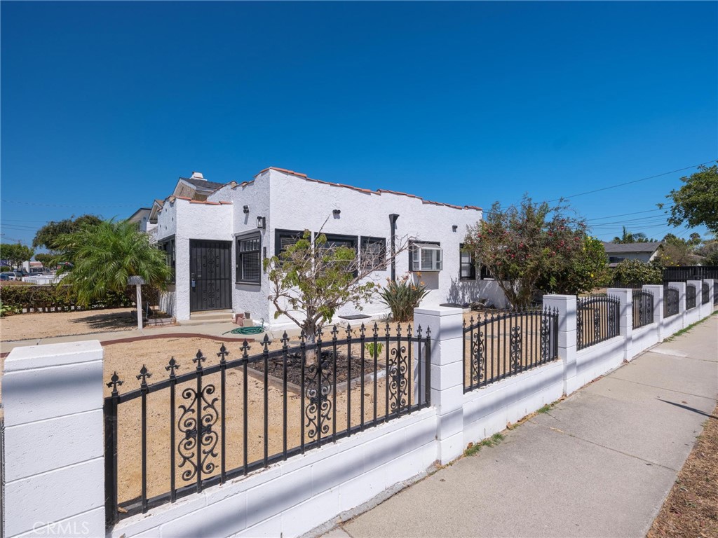 14828 Grevillea Avenue